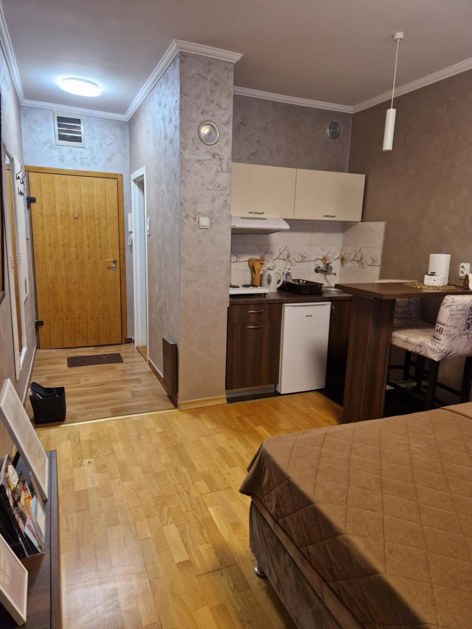 Apartman Studio Diamond Суботица Экстерьер фото